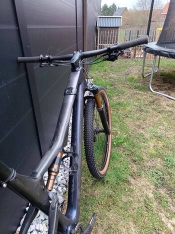 Used Orbea Oiz Shimano XTR 2024 Mountainbike, Blue — image 2 of 9