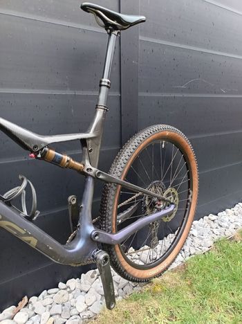 Used Orbea Oiz Shimano XTR 2024 Mountainbike, Blue — image 8 of 9