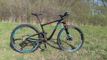 Used Giant Anthem Advanced Pro 29 0 2018 2018 Mountainbike, Black, 29 — image 3 of 7