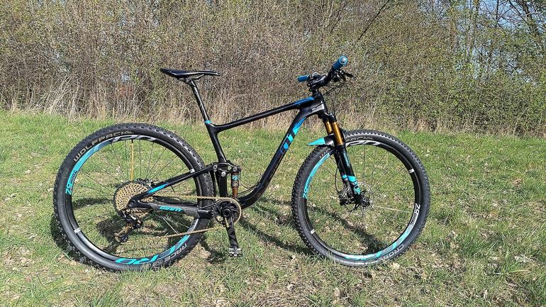 Used Giant Anthem Advanced Pro 29 0 2018 2018 Mountainbike, Black, 29 — image 3 of 7