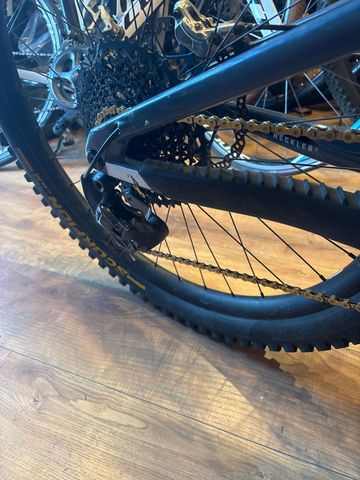 Brugt Santa Cruz Heckler SRAM GX Eagle 2024 Mountainbike — billede 3 af 3
