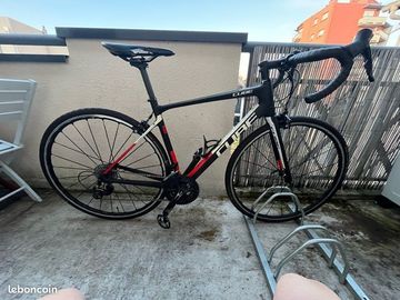 CUBE ATTAIN GTC 2017 2017 Road & Gravel usato