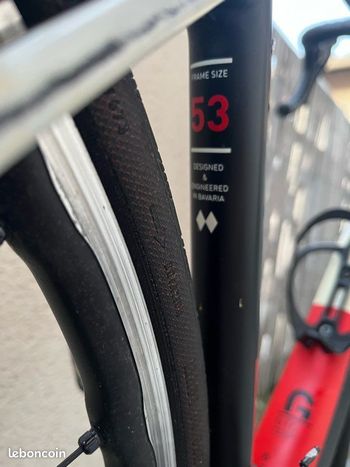 Gebrauchtes CUBE ATTAIN GTC 2017 2017 Road & Gravel, Schwarz — Bild 9 von 12