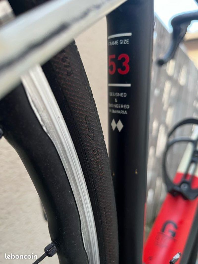 Used CUBE ATTAIN GTC 2017 2017 Road & Gravel, Black — image 9 of 12