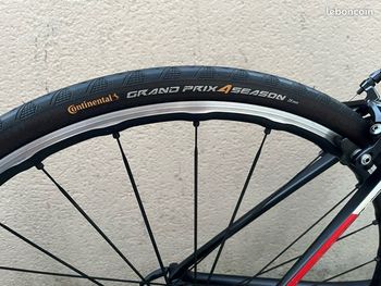 Gebrauchtes CUBE ATTAIN GTC 2017 2017 Road & Gravel, Schwarz — Bild 10 von 12