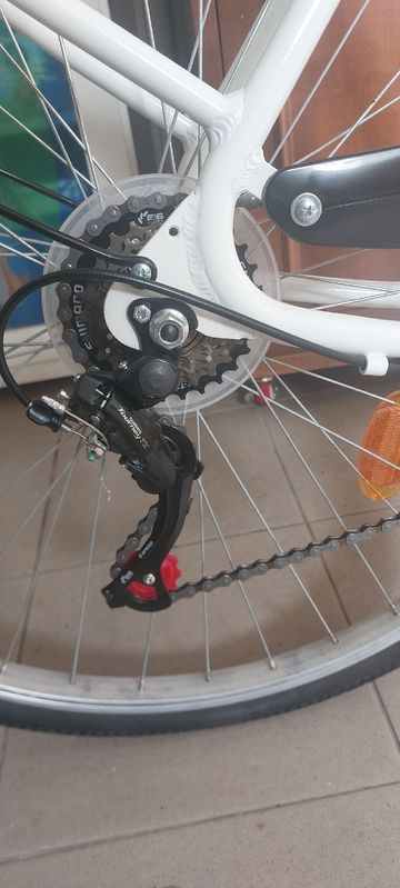 Used Moma Custom Other Shimano - Mountainbike Urban, White — image 3 of 4