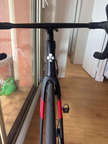 Used Colnago V4Rs Disc Ultegra Di2 8100 w/Fulcrum Racing Wind 400 Wheels 2023 2023 Road & Gravel, Black — image 4 of 4