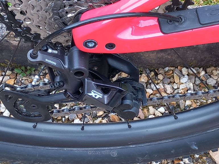 Used Orbea Oiz Shimano Deore XT 2022 Mountainbike, Red, 29 — image 7 of 8