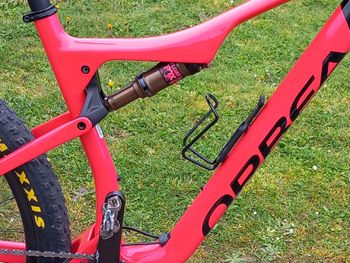Used Orbea Oiz Shimano Deore XT 2022 Mountainbike, Red, 29 — image 6 of 8