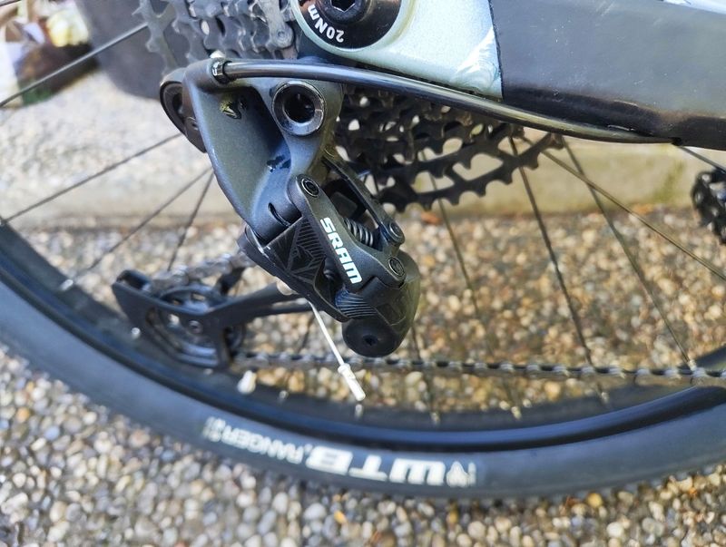 Used Ghost Nirvana Tour 2023 Mountainbike, Light Gray — image 4 of 12