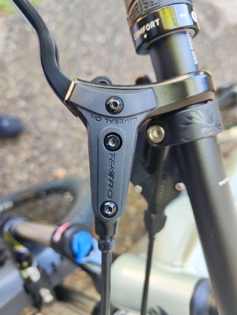 Used Ghost Nirvana Tour 2023 Mountainbike, Light Gray — image 6 of 12