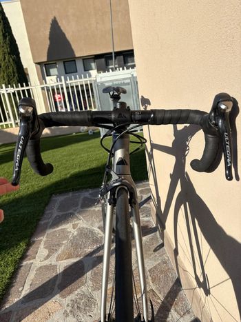 Used Canyon Ultimate Shimano Ultegra 2017 Road & Gravel, Hellgrau — image 7 of 7