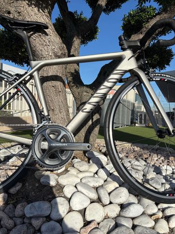 Used Canyon Ultimate Shimano Ultegra 2017 Road & Gravel, Hellgrau — image 1 of 7