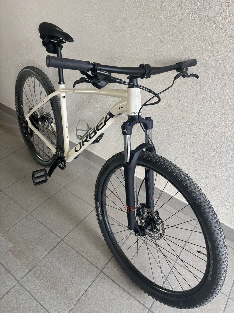 Used Orbea ONNA 40 2026 2026 Mountainbike, White, 27.5, 29 — image 1 of 5