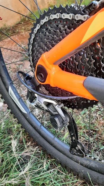 Used Giant Reign SX 2018 2018 Mountainbike, Orange, 27.5 — image 3 of 5