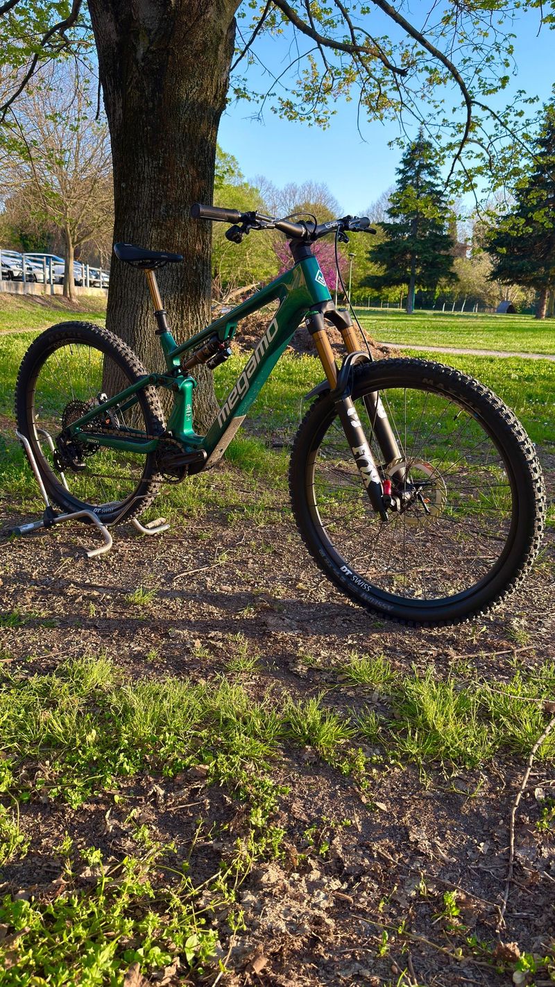 Used Megamo REASON CRB 03 AVINOX M2s 2027 800wh 2027 MTB
