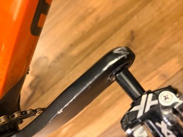 Brugt Mondraker F-PODIUM CARBON 2023 2023 Mountainbike — billede 7 af 8