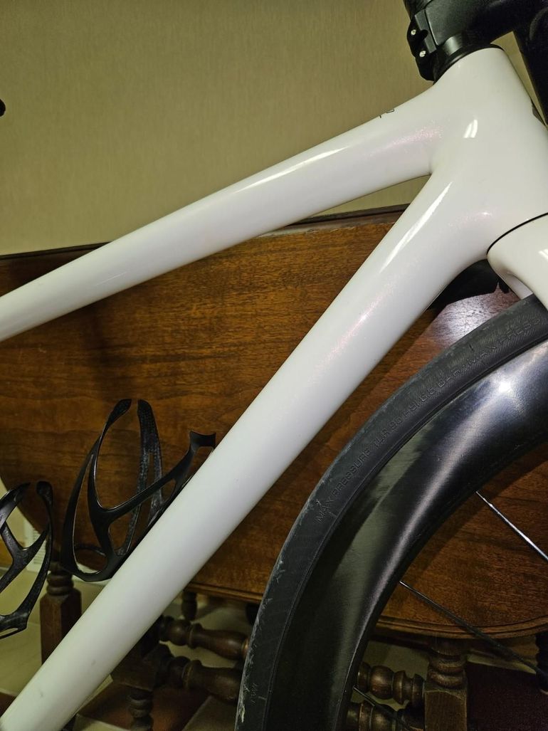 Used Specialized Aethos Pro - SRAM Force eTap AXS 2021 2021 Road & Gravel, White — image 7 of 10