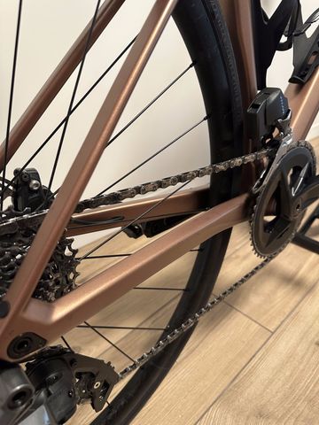Used BMC Roadmachine FOUR 2023 2023 Road & Gravel, Orange — image 8 of 9
