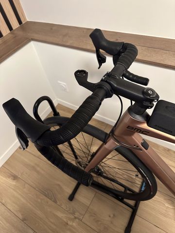 Used BMC Roadmachine FOUR 2023 2023 Road & Gravel, Orange — image 3 of 9