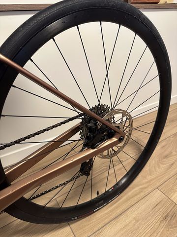Used BMC Roadmachine FOUR 2023 2023 Road & Gravel, Orange — image 5 of 9