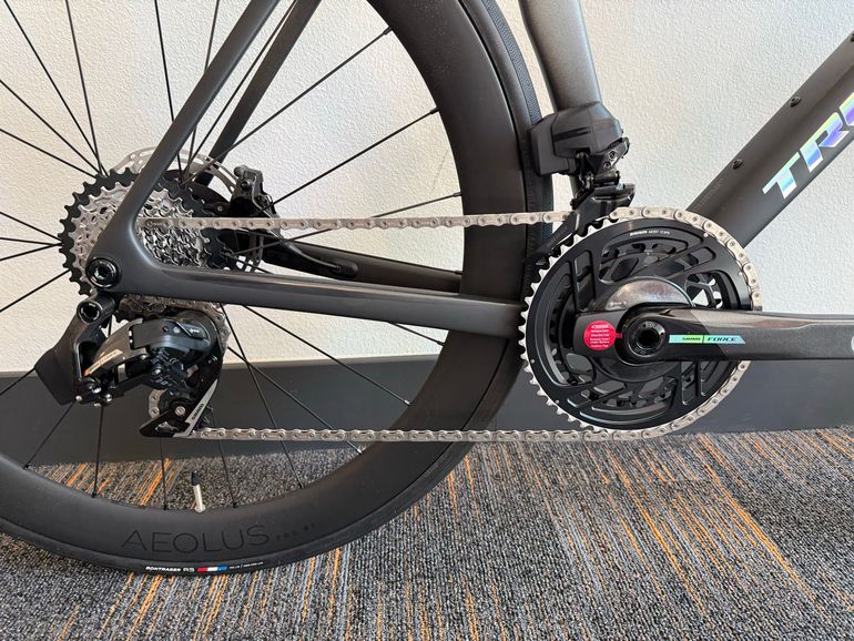 Used Trek Madone SLR 7 AXS Gen 8 2026 2026 Road & Gravel, Black — image 3 of 9