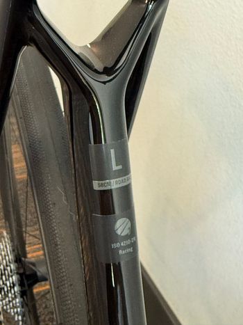 Used Trek Madone SLR 7 AXS Gen 8 2026 2026 Road & Gravel, Black — image 8 of 9