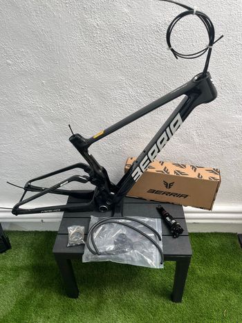 Berria, Berria Custom Frameset