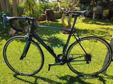 Używany Bianchi Intenso Dura Ace Mix Compact 2016 2016 Road & Gravel