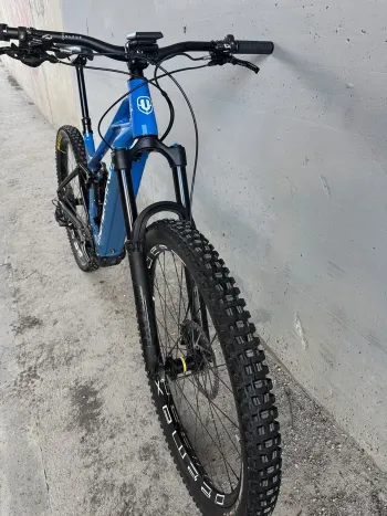 Used Mondraker CHASER R 2024 2024 Mountainbike, Blue, 29 — image 7 of 11