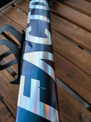 Used Factor Ostro Vollcarbon 56 Frameset 2024 Road & Gravel, Violett — image 3 of 9