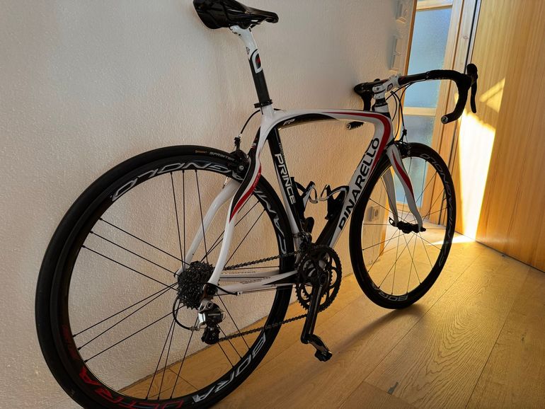Used Pinarello Prince Campagnolo Record 2011 Road & Gravel, White — image 3 of 5