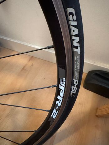 Used giant tcr advance Giant Tcr Advance Custom Road & Gravel — image 9 of 13