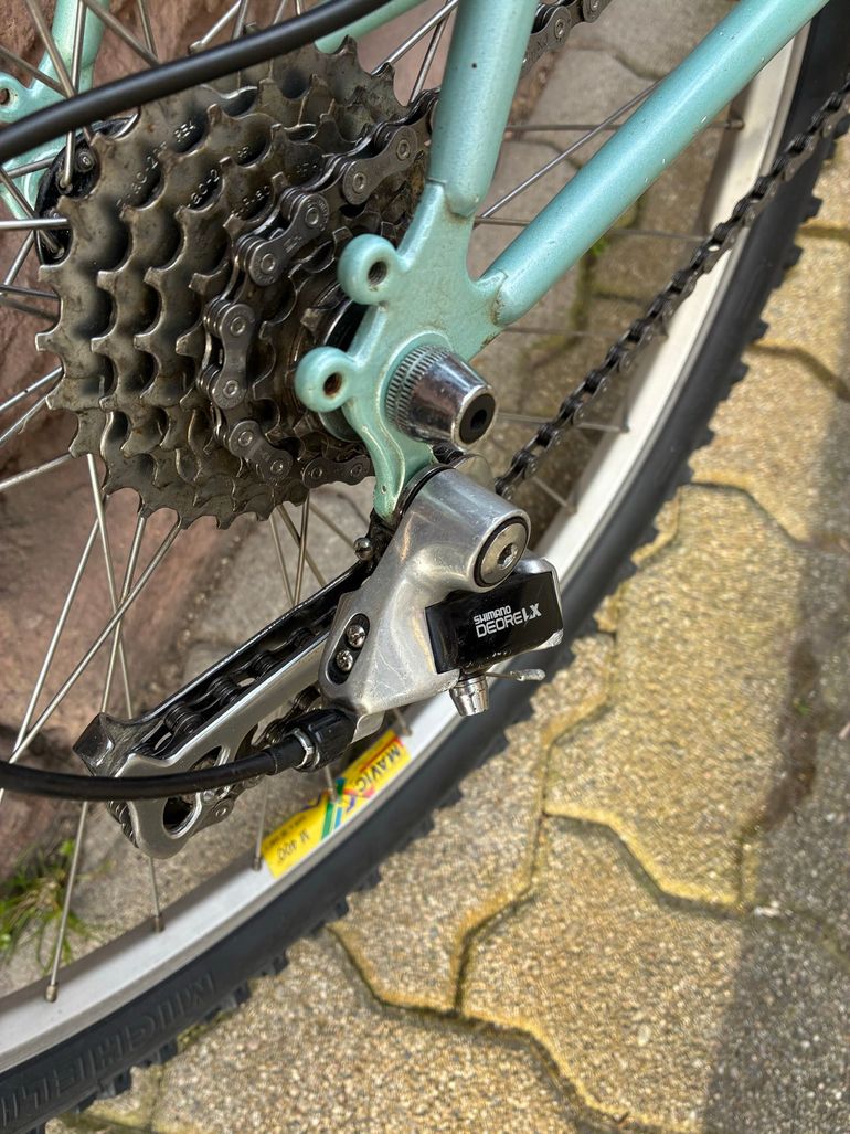 Used Peugeot Peugeot Custom Shimano Deore 1992 Mountainbike, Green, 26 — image 3 of 8