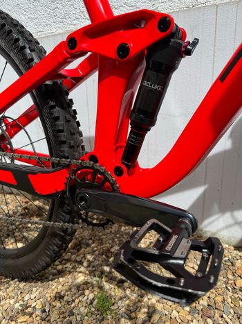 Used Trek Slash 7 Gen 5 2021 2021 Mountainbike, Red, 29 — image 9 of 15