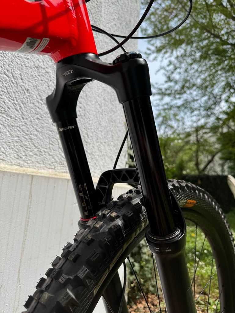 Used Trek Slash 7 Gen 5 2021 2021 Mountainbike, Red, 29 — image 4 of 15