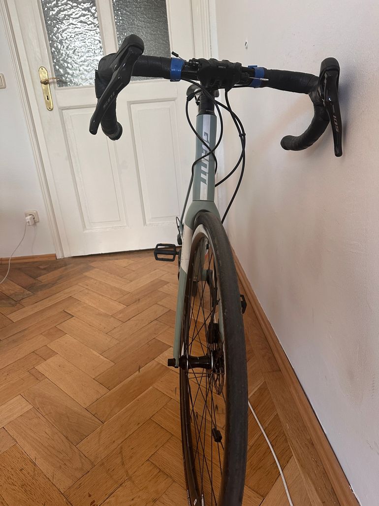 Used Giant Contend SL 1 Disc 2019 2019 Road & Gravel, Green — image 5 of 7