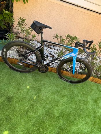 Canyon, Aeroad CF SL Disc 8.0 Di2 2020