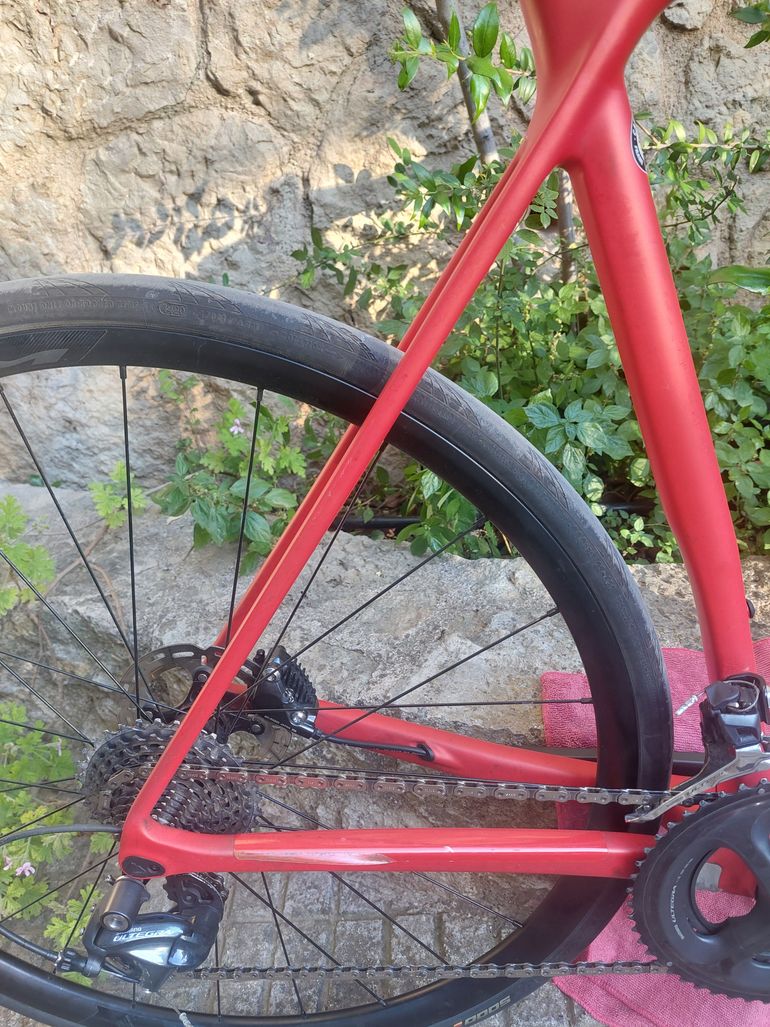 Used Canyon Endurace CF SLX Disc 8.0 2018 2018 Road & Gravel, Red — image 15 of 20