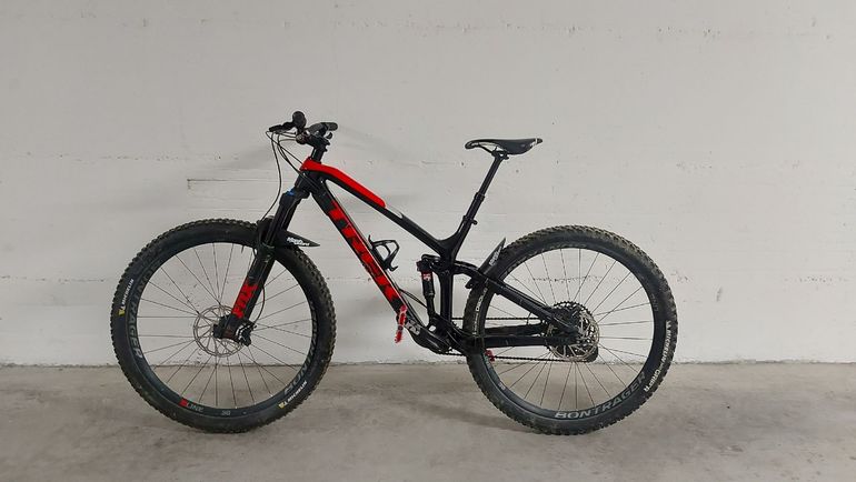 Used Trek Trek Fuel Ex 9.7 2018 Mountainbike, Red, 29 — image 2 of 8