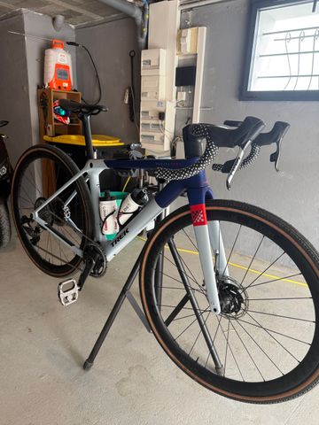 Trek Checkmate SLR 8 AXS 2025 2025 Road & Gravel usato