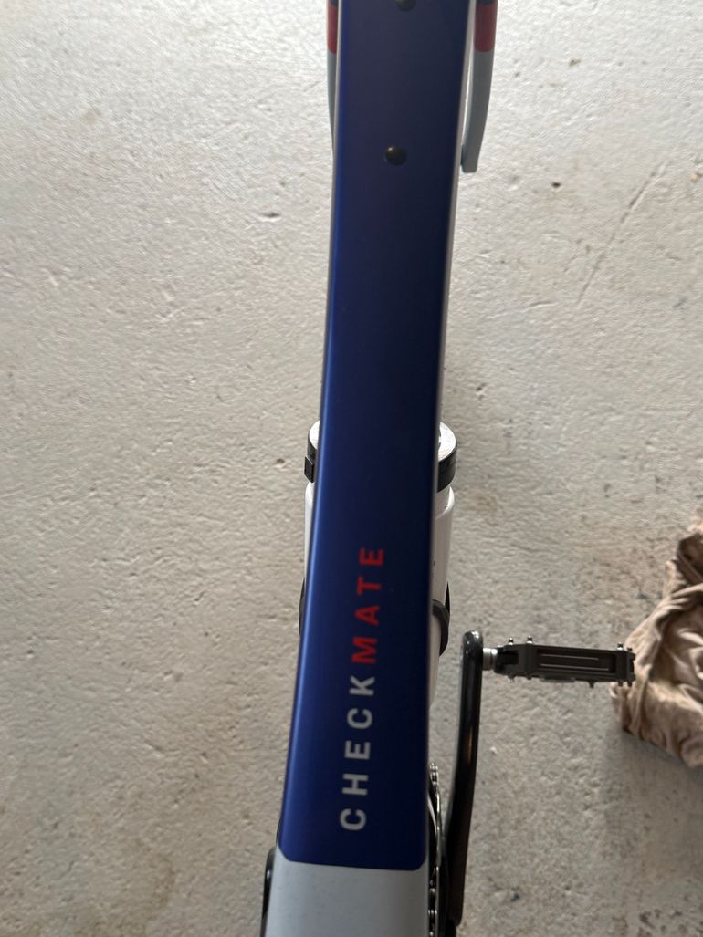 Used Trek Checkmate SLR 8 AXS 2025 2025 Road & Gravel, Blue — image 11 of 13