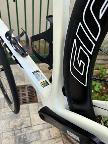 Brugt Giant TCR Advanced 2 KOM 2025 2025 Road & Gravel — billede 12 af 15
