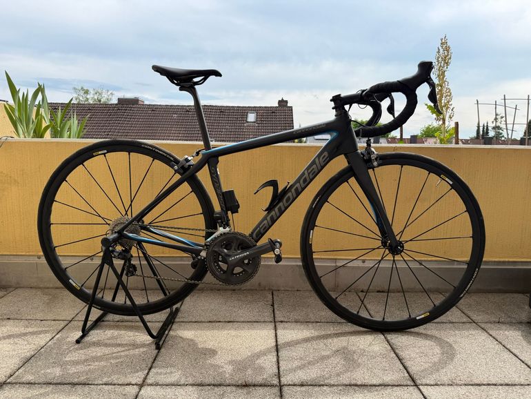 Used Cannondale Cannondale Synapse Carbon Ultegra Di2 2018 Road & Gravel, Schwarz — image 1 of 17