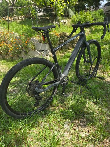 Tweedehands Mondraker DUSTY 2025 2025 Road & Gravel — afbeelding 1 van 17