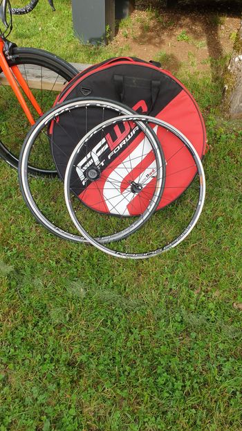 Used Cannondale SuperSix Evo Ultegra 2018 2018 Road & Gravel, Orange — image 4 of 4