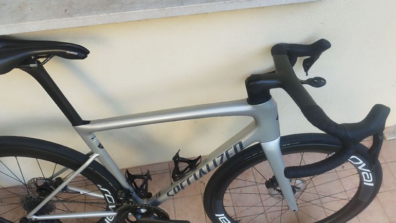 Used Specialized Tarmac SL8 Pro - Shimano Ultegra Di2 2024 2024 Road & Gravel, White — image 4 of 6