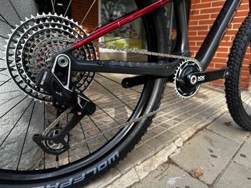 Orbea Oiz Sram Eagle Transmission XX SL 2025 Mountainbike usato, Grigio chiaro — immagine 3 di 6