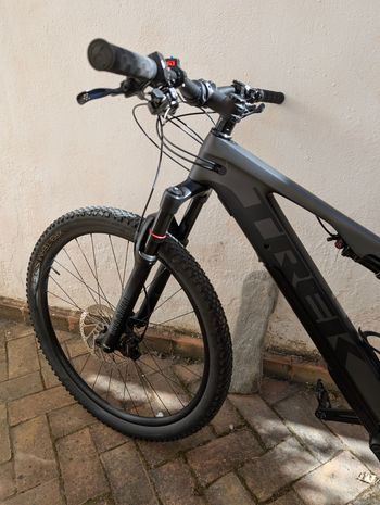 Used Trek E-Caliber 9.6 Gen 2 2022 2022 MTB