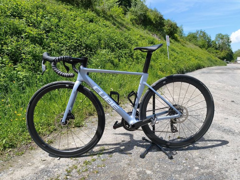 Used CUBE LITENING AIR C:68X, PRO 2026 2026 Road & Gravel, White — image 2 of 4